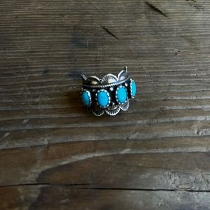 Four Kingman turquoise cabochon, Handmade sterling silver band